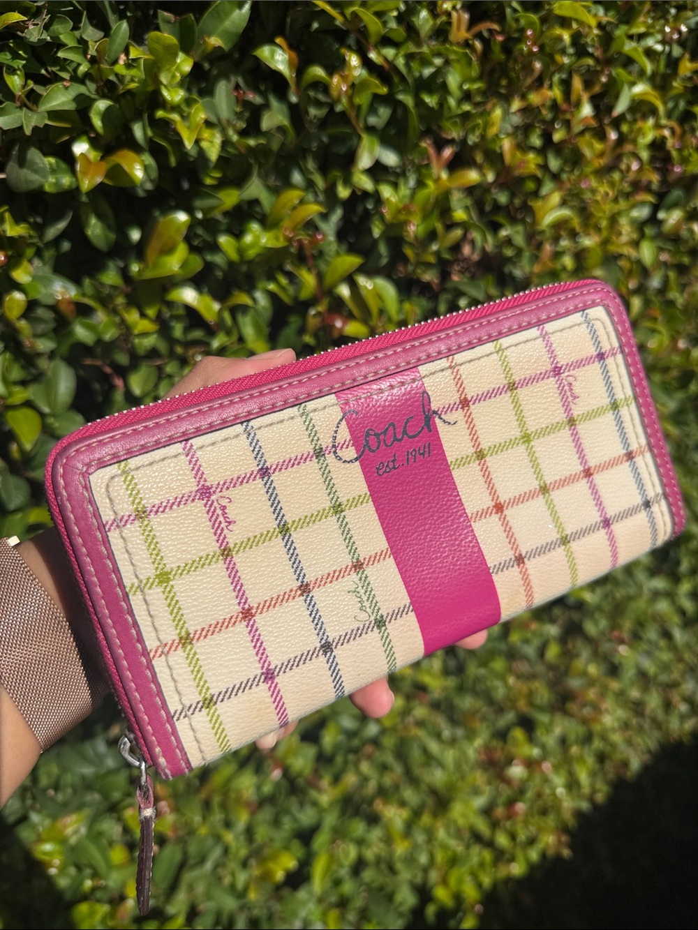 Vintage Coach Cream Plaid Zip Wallet with Pink Trim